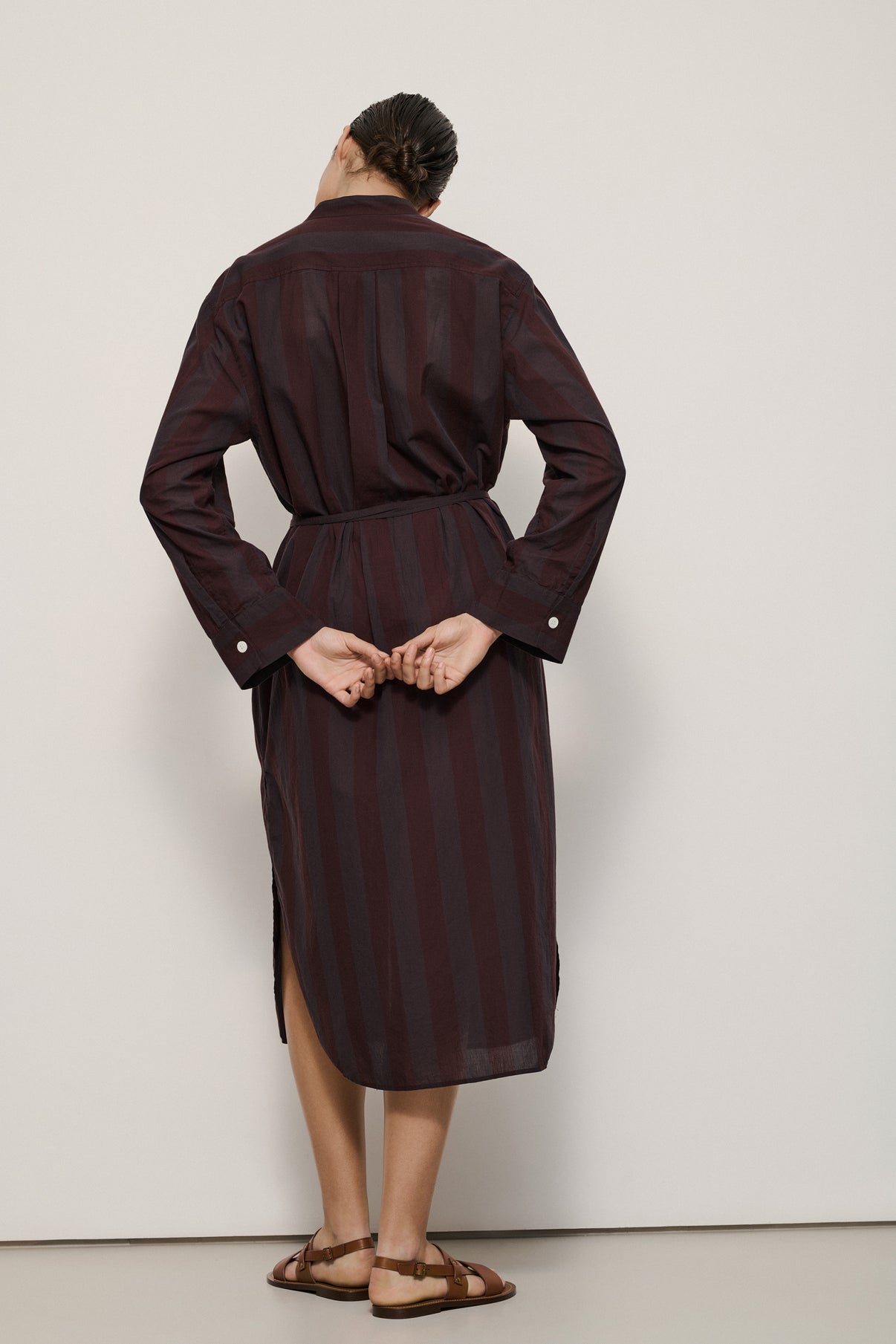 IL BURGUNDY VESTITO DRESS vue 3